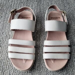 Wonders Women's Strappy Leather Sandals, Size 5/EU35, Color White